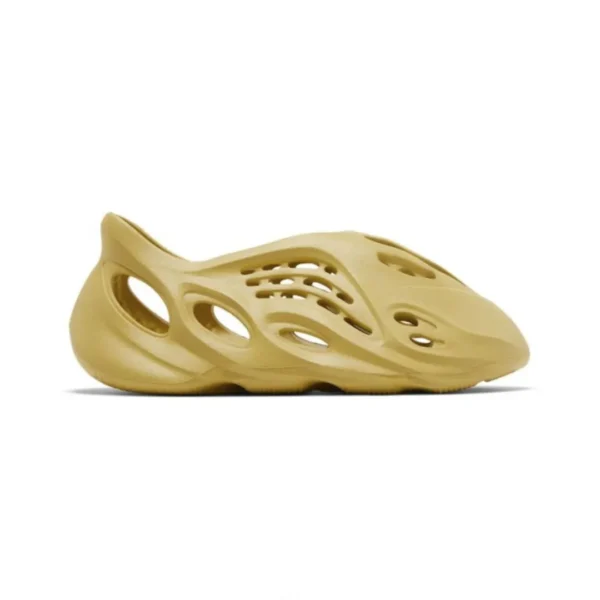 Yezzy Foam Runner Sulfur
