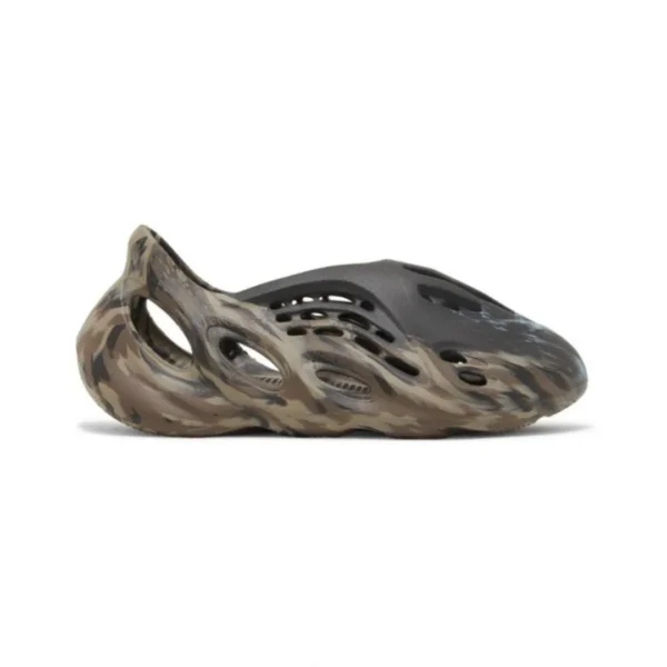 Yezzy Foam Runner Mix Cinder