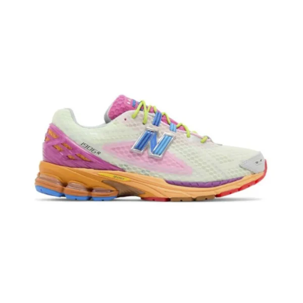 New Balance 1906R Rosewater