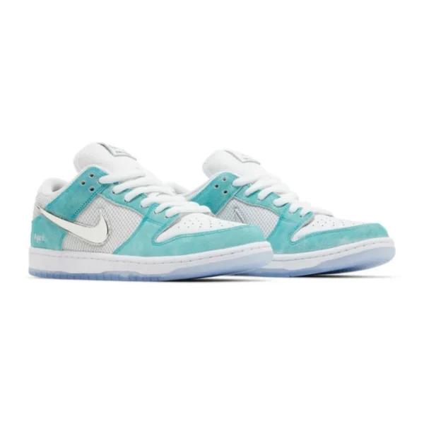 Dunk Low SB April Turbo Green - Imagen 3